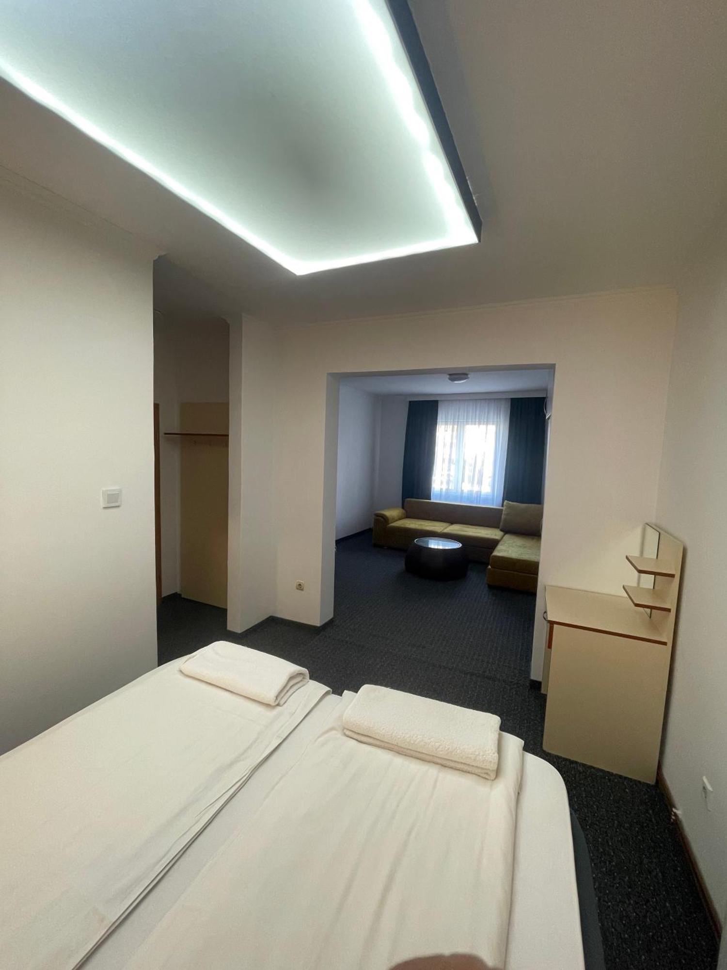 Hotel Ada - Otoka Sarajevo Ngoại thất bức ảnh
