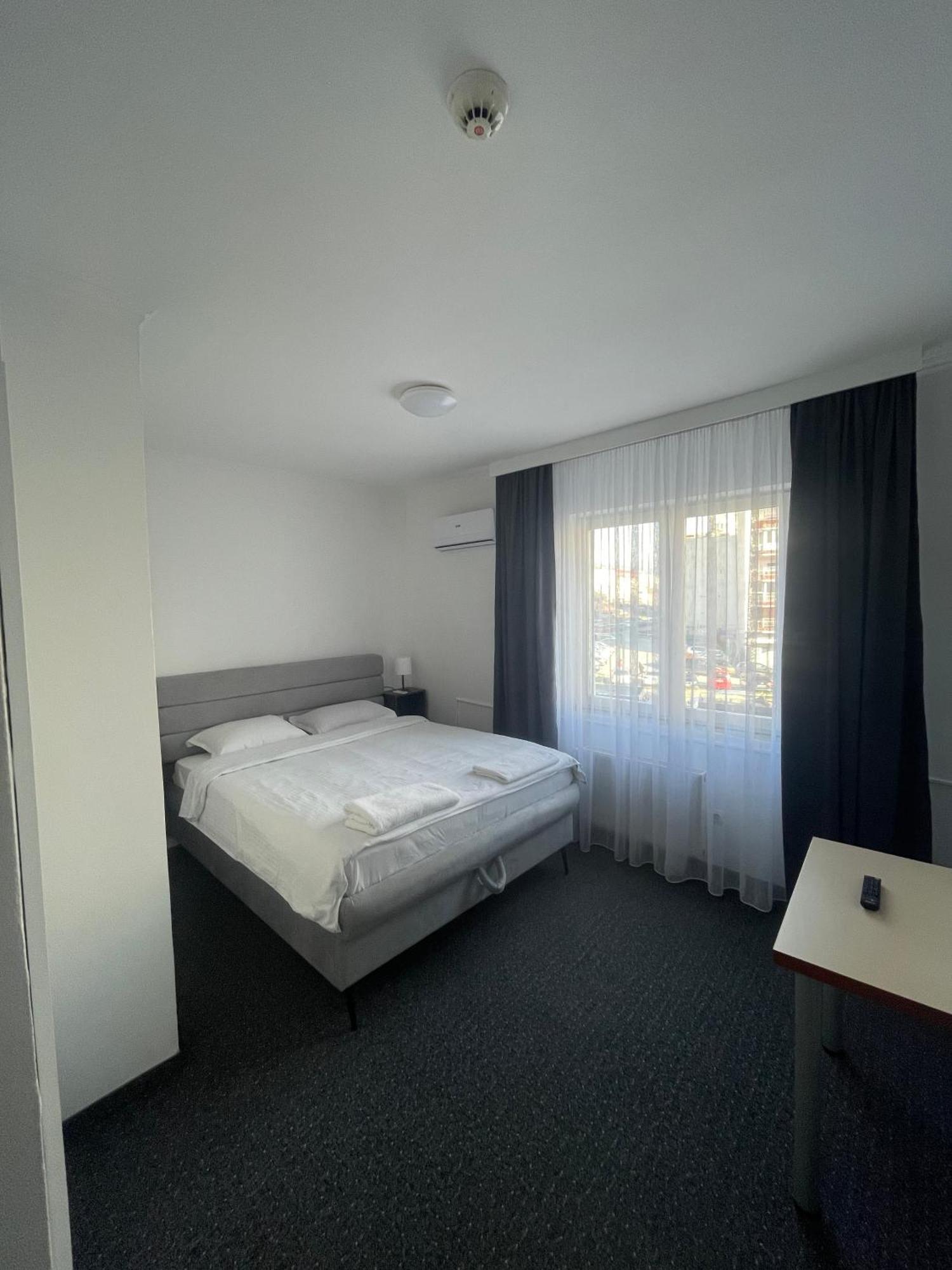 Hotel Ada - Otoka Sarajevo Ngoại thất bức ảnh