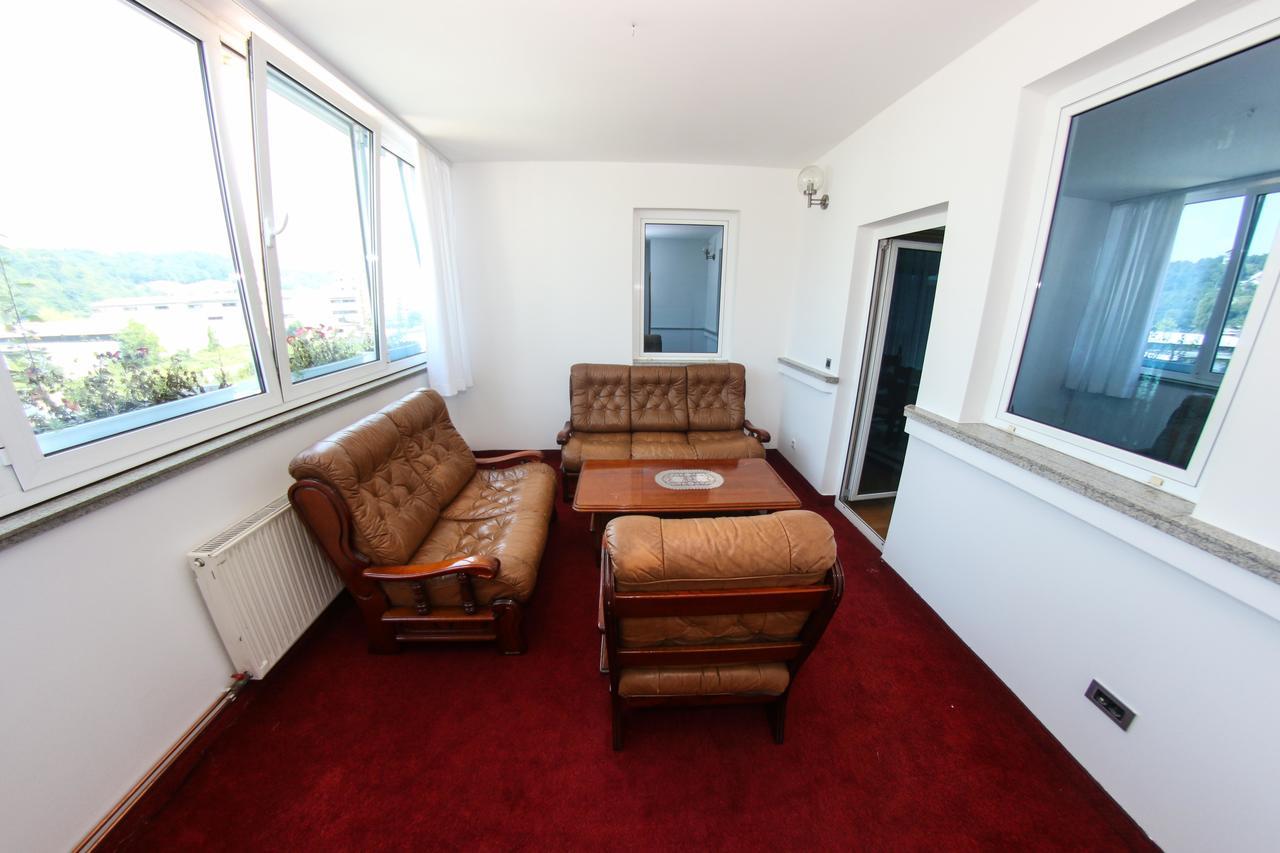 Hotel Ada - Otoka Sarajevo Ngoại thất bức ảnh