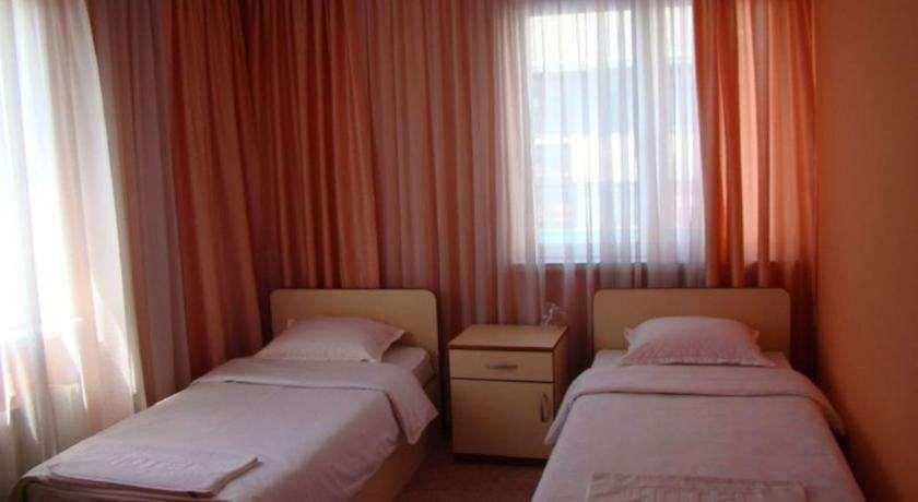 Hotel Ada - Otoka Sarajevo Phòng bức ảnh